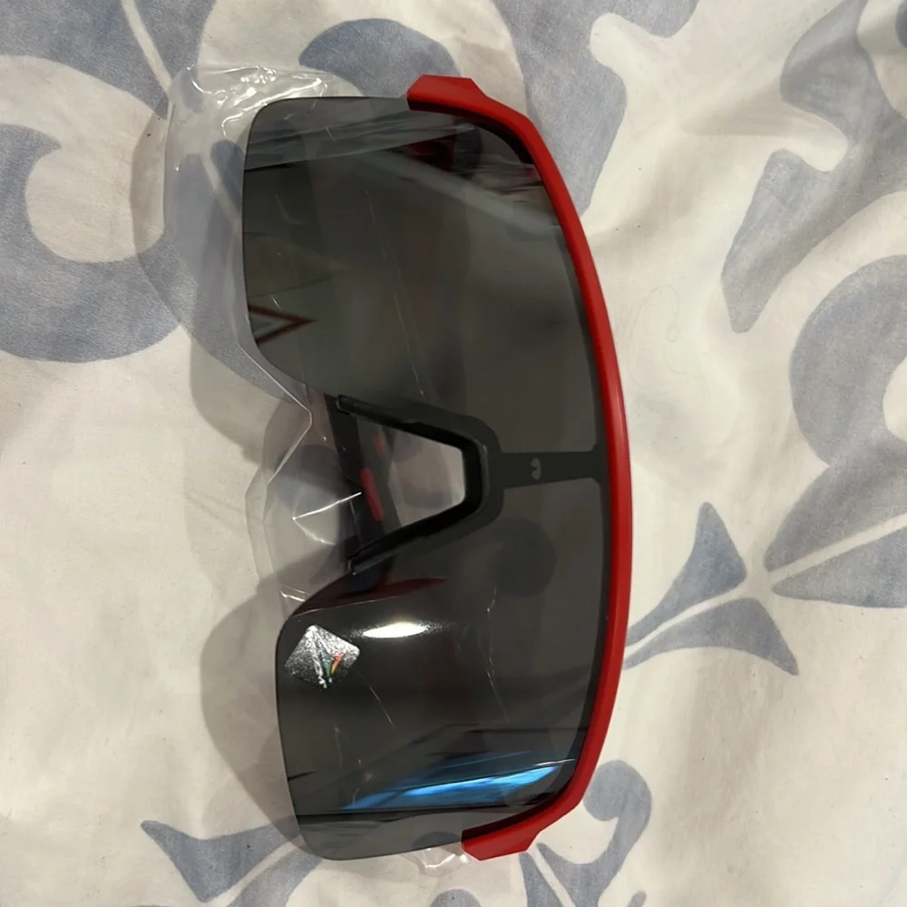 NIB Patrick Mahomes Oakley Sutro Lite sunglasses- PM Matte Redline/ Prizim Black
